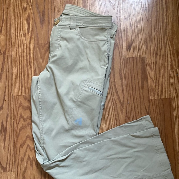 Eddie Bower - womans khaki pants - size 6 - Picture 3 of 7
